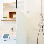 Alpenlandhaus Alte Schule Apartman Lermoos