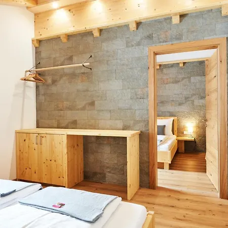 Alpenlandhaus Alte Schule Appartement Lermoos