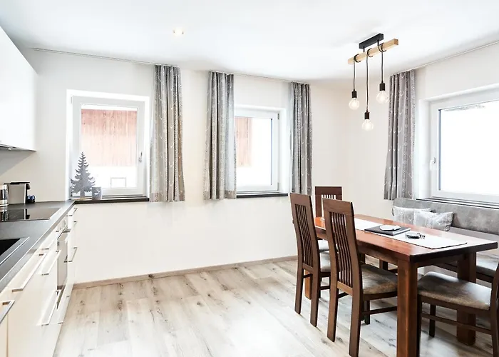 Alpenlandhaus Alte Schule