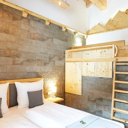 Alpenlandhaus Alte Schule Lermoos