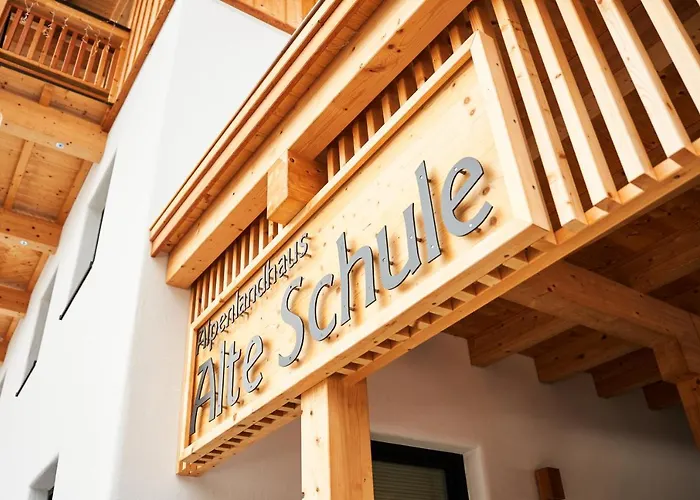 Alpenlandhaus Alte Schule Apartman *